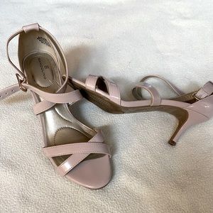 Bandolino Nude Heel